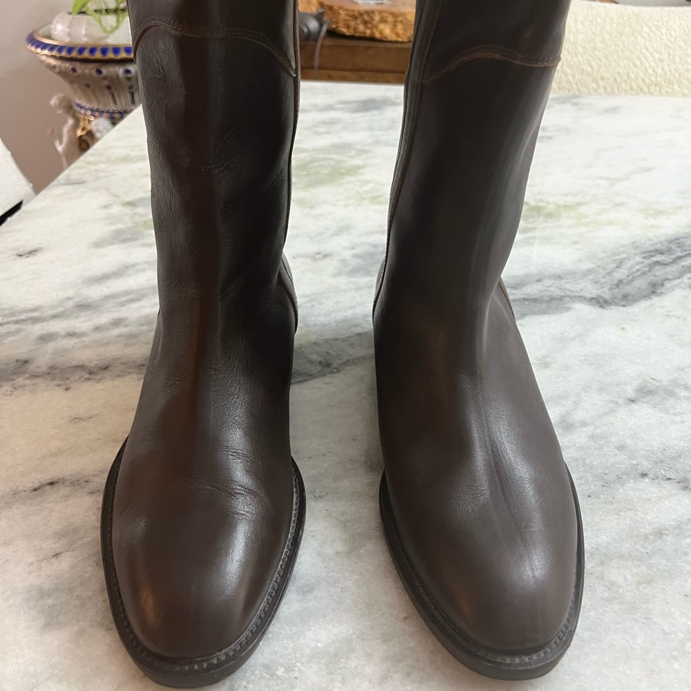 Hugo Boss Never Worn Brown Leather Boots. View 2